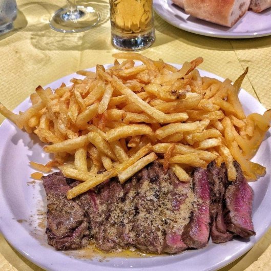 Steak and chips at l'Entrecote in Montpellier