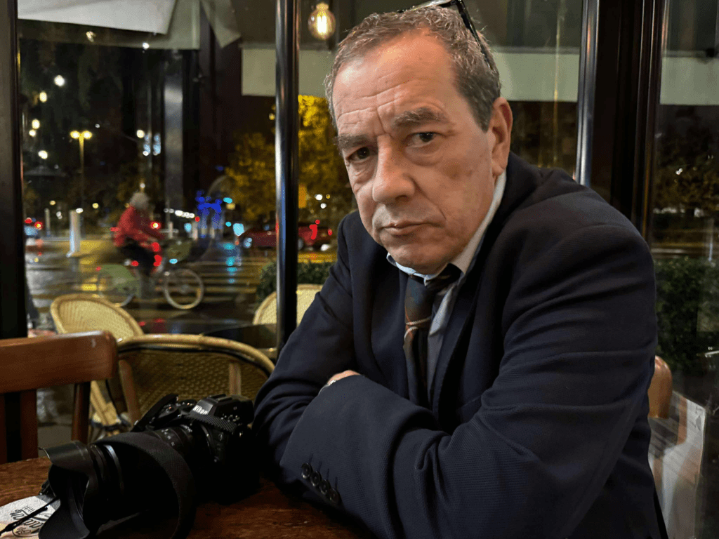 aa574703-f582-4bfc-8e64-dcd483c3c7bf